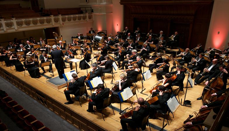 LA ROYAL PHILHARMONIC ORCHESTRA DIRETTA DA PINCHAS ZUKERMAN AL TEATRO DI SAN CARLO